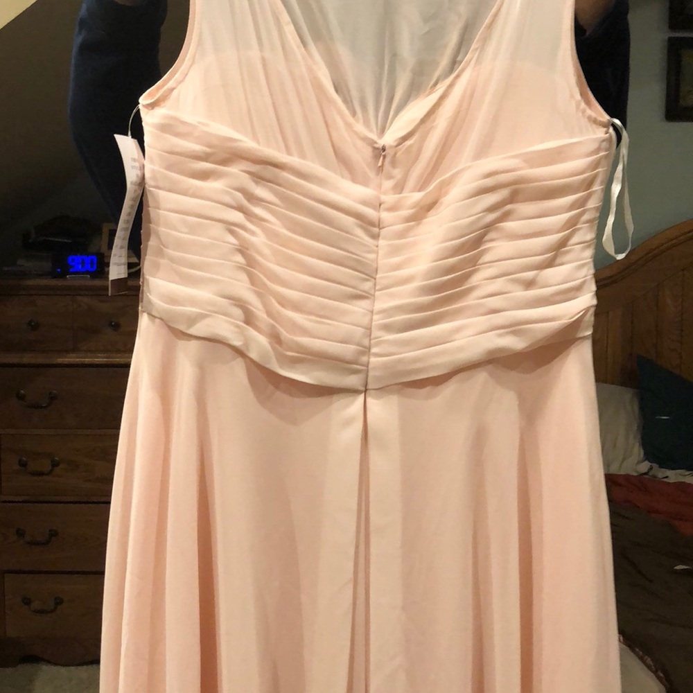 Light pink Chiffon bridesmaid dress NWT.
